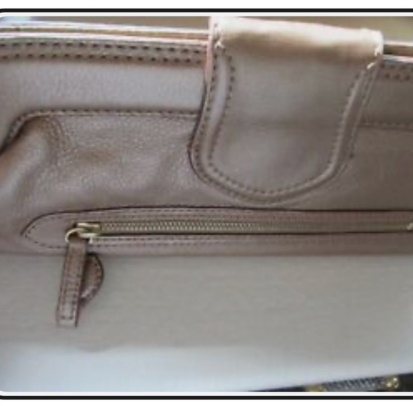 Maxximum Metallic Leather Clutch - Picture 2 of 4